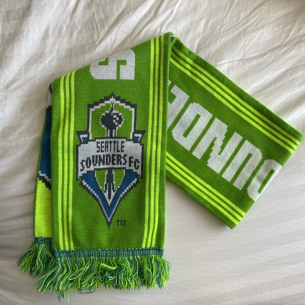Sounders scarf